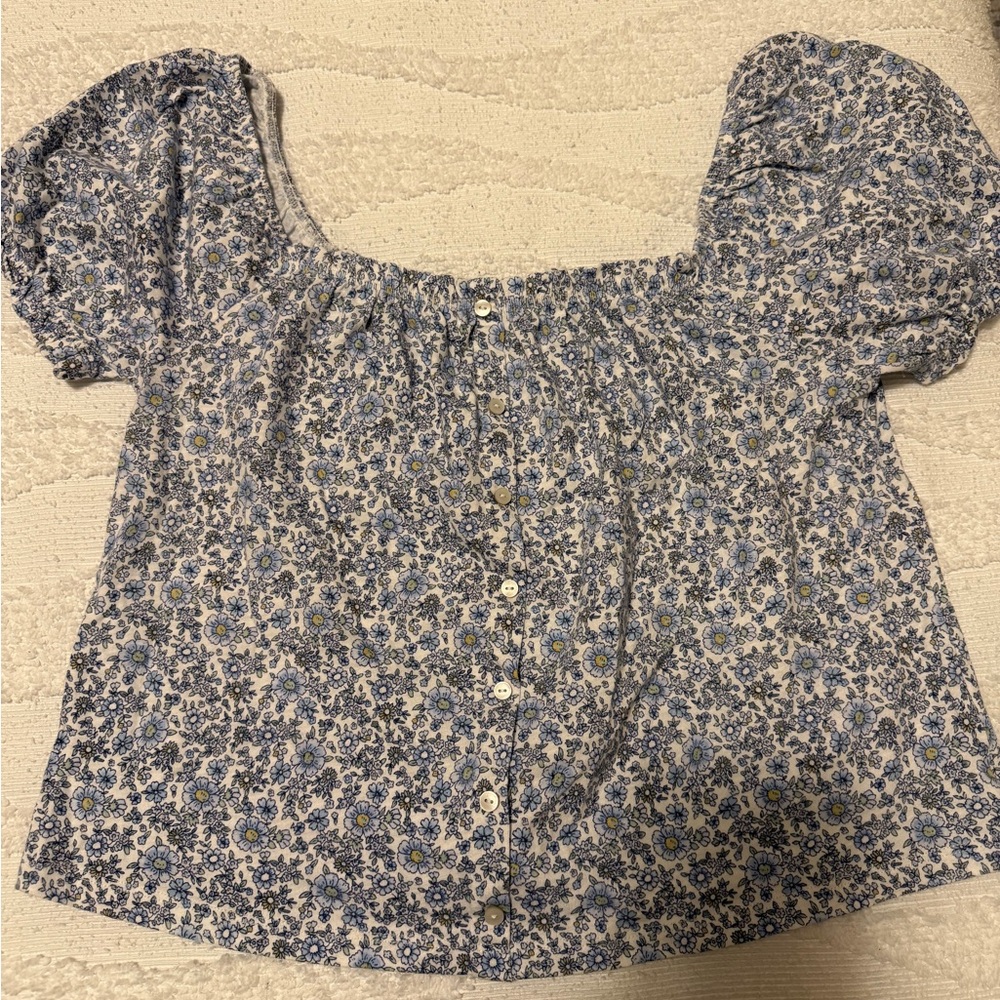 American Eagle Outfitters Blue Floral Button-Up Blouse